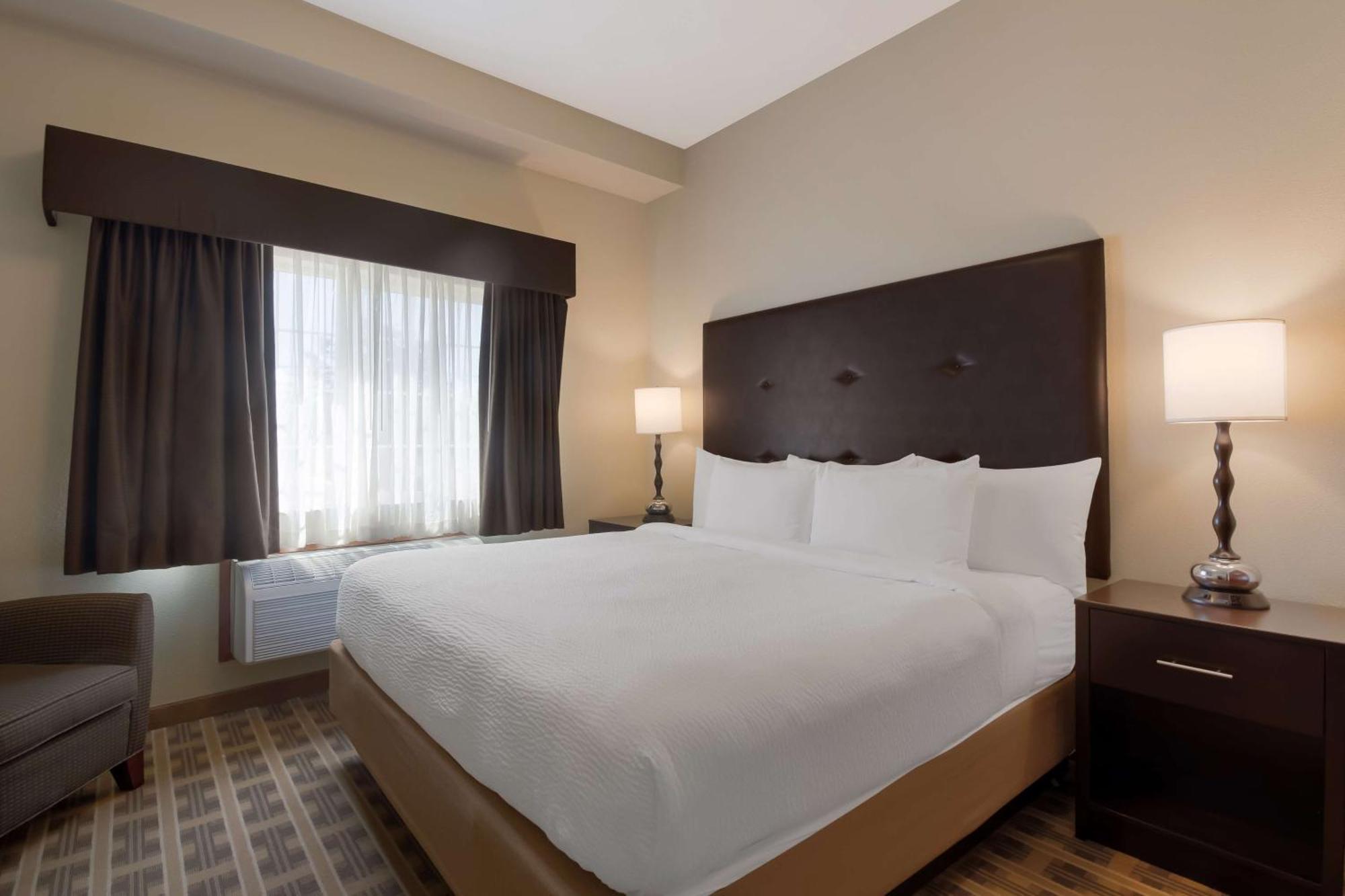 Best Western University Inn And Suites Forest Grove Exterior foto